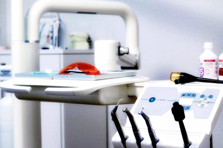 the complete guide to buying a dental practice